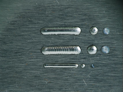 <a href='http://m.17165.cn/product/3.htm' class='text_a'>模具激光焊機</a>修復鏡面模具效果